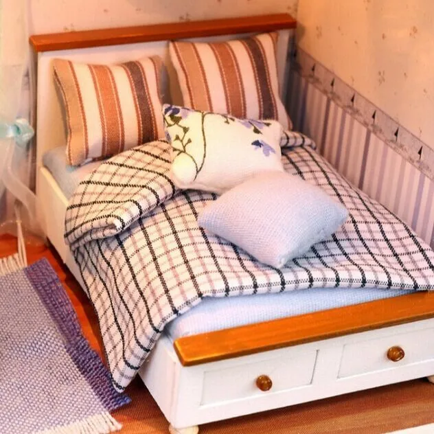 Model Building Construction Kits Toys DIY Wood Dollhouse Miniature With LED Furniture Cover Star House For Kids Childern Toy
Model Building Construction Kits Toys DIY Wood Dollhouse Miniature With LED Furniture Cover Star House For Kids Childern Toy