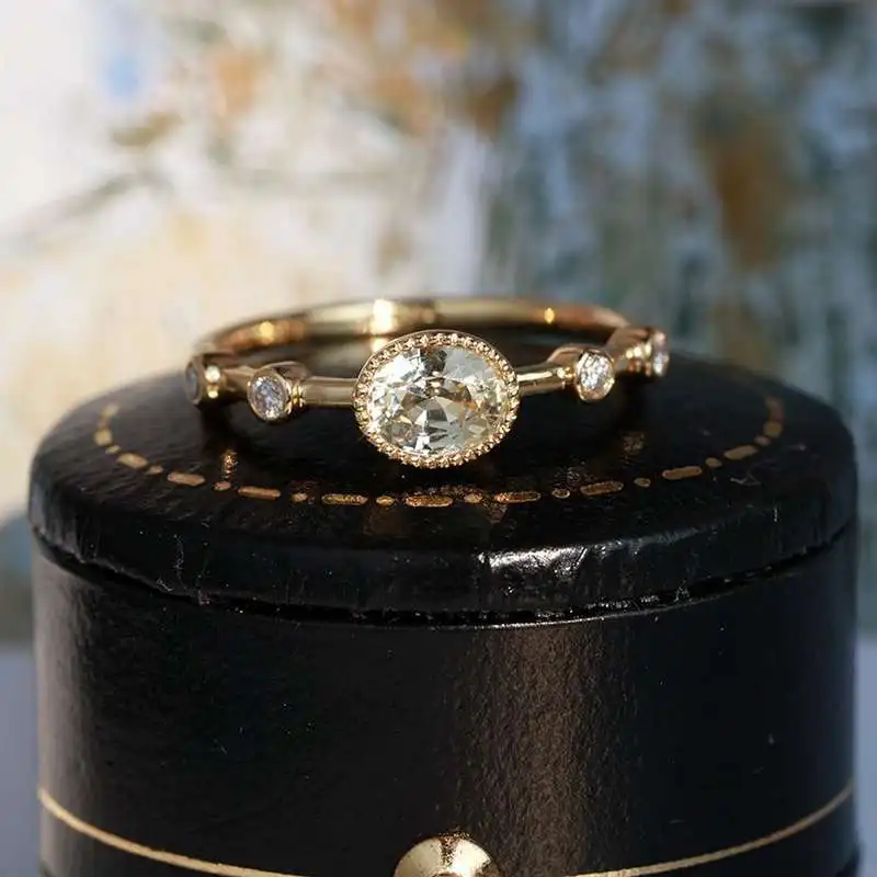 Tisonliz Vintage Dainty Oval Crystal Rings For Women Zircon Wedding Engagement Rings Glamour Jewelry Bague Femme Dropshipping
Tisonliz Vintage Dainty Oval Crystal Rings For Women Zircon Wedding Engagement Rings Glamour Jewelry Bague Femme Dropshipping