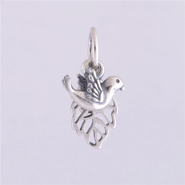 Authentic 925 Sterling Silver pigeon with leaf Crystal Dangle Charm Bead Fit Original Brand Charms Bracelet jewelry LW314
Authentic 925 Sterling Silver pigeon with leaf Crystal Dangle Charm Bead Fit Original Brand Charms Bracelet jewelry LW314