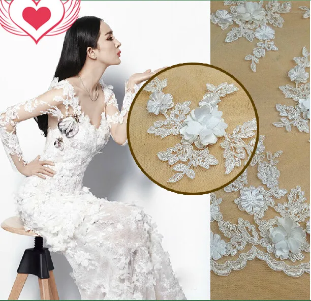 Exquisite three-dimensional flower embroidery lace mesh fabric heavy high-end custom cloth
Exquisite three-dimensional flower embroidery lace mesh fabric heavy high-end custom cloth
