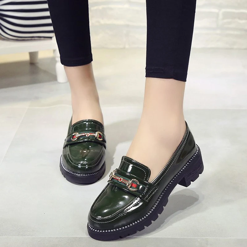 New fashion casual round head light patent leather shoes slip women four seasons heel shoes
New fashion casual round head light patent leather shoes slip women four seasons heel shoes