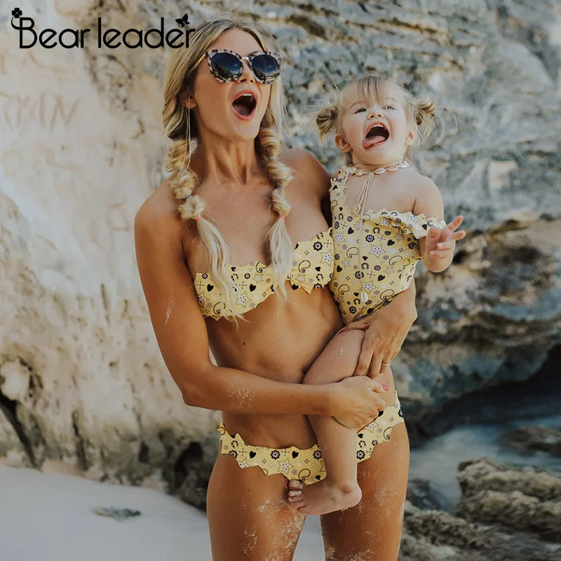 Bear Leader Swimsuit 2019 Summer Matching Family Outfits Star Pattern Swimsuit Swimwear for family matching clothes
Bear Leader Swimsuit 2019 Summer Matching Family Outfits Star Pattern Swimsuit Swimwear for family matching clothes