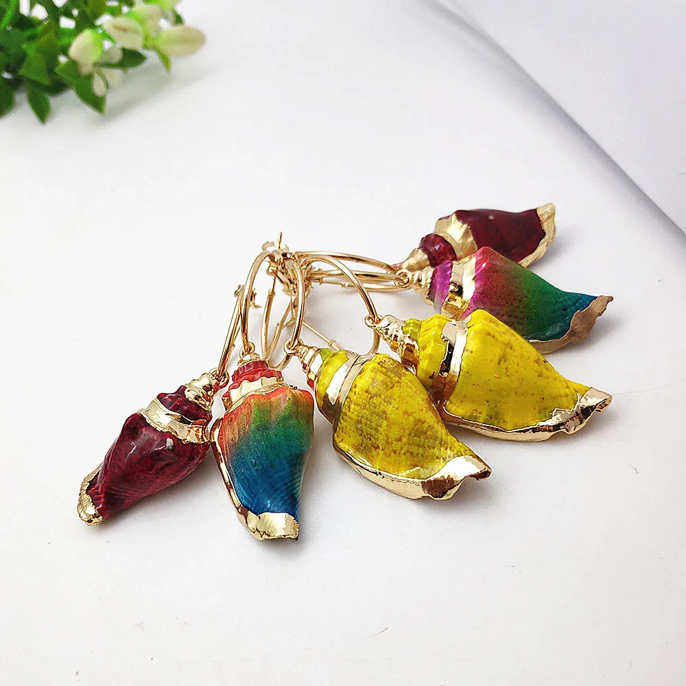 Natural Shell Pendant Earrings Gold Geometric Earrings Bohemian Women Conch Earrings 2019 Beach Party Jewelry Korean Earrings
Natural Shell Pendant Earrings Gold Geometric Earrings Bohemian Women Conch Earrings 2019 Beach Party Jewelry Korean Earrings