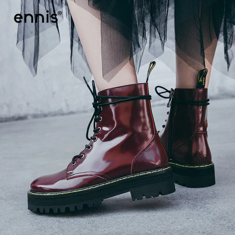 ENNIS 2019 Autumn Boots Women Genuine Leather Platform Boots Gothic Shoes Flat Heel Solid Lace Up Martin Boots Zip Fashion A909
ENNIS 2019 Autumn Boots Women Genuine Leather Platform Boots Gothic Shoes Flat Heel Solid Lace Up Martin Boots Zip Fashion A909