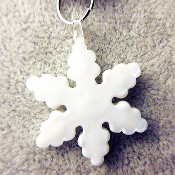 6pcs Custom Hand made white Murano Glass snowflake pendant cute Christmas ornaments gifts DIY Necklace accessories
6pcs Custom Hand made white Murano Glass snowflake pendant cute Christmas ornaments gifts DIY Necklace accessories