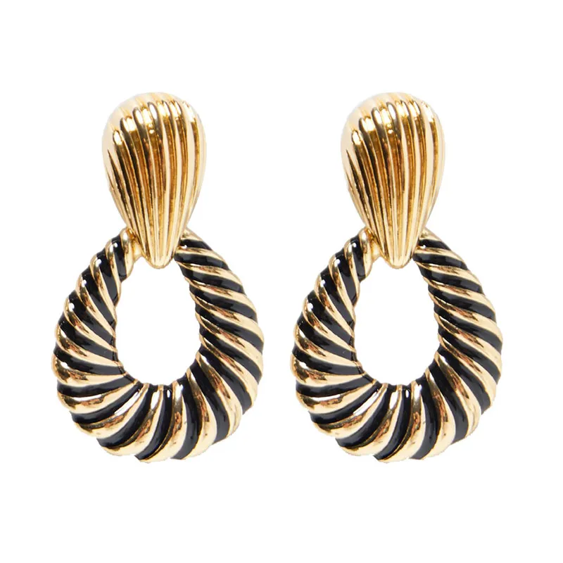 Punk Chuncky Water Drop Earrings for Women Bohemian Gold Color Hollow Out Teardrop Statement Earring Jewellery Wholesale Gift
Punk Chuncky Water Drop Earrings for Women Bohemian Gold Color Hollow Out Teardrop Statement Earring Jewellery Wholesale Gift