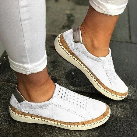 2019 New Women Flats Shoes Platform Sneakers Slip On Flat Flock Ladies Hollow Out Breathable Casual Shoes Women Creepers
2019 New Women Flats Shoes Platform Sneakers Slip On Flat Flock Ladies Hollow Out Breathable Casual Shoes Women Creepers