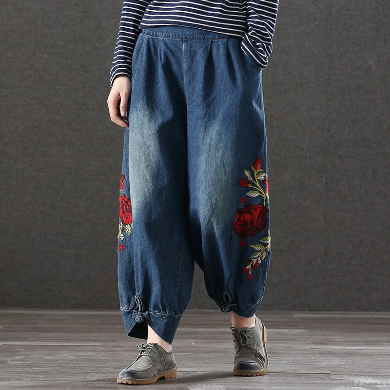 Fashion Women Jeans 2019 Autumn Embroidery Vintage Jeans Loose Elastic Waist Pockets Elastic Waist Loose Women Pants YoYiKamomo
Fashion Women Jeans 2019 Autumn Embroidery Vintage Jeans Loose Elastic Waist Pockets Elastic Waist Loose Women Pants YoYiKamomo