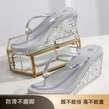 Women Slippers Fashion Summer Chunky Sole Wedges Heels Flip Flops Casual Shoes New Arrival Waterproof Taiwan Sexy Lady Sandals
Women Slippers Fashion Summer Chunky Sole Wedges Heels Flip Flops Casual Shoes New Arrival Waterproof Taiwan Sexy Lady Sandals