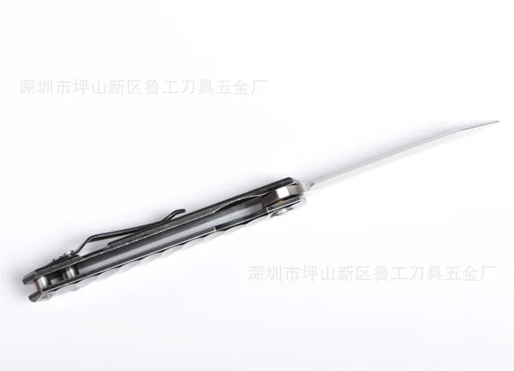 3649493641_930392812