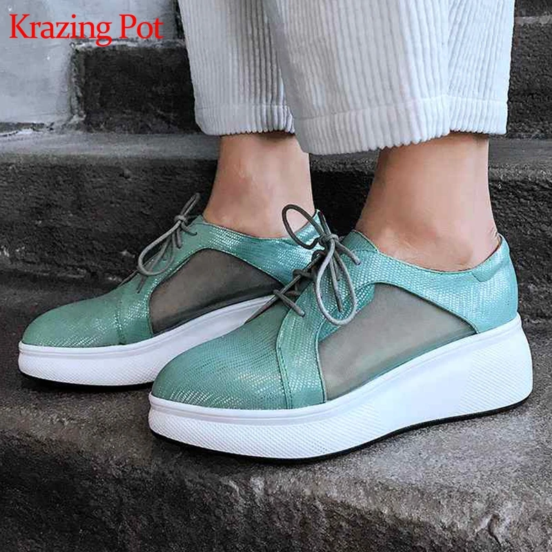 Krazing Pot sheep leather breathable air mesh wedges platform pointed toe sneakers summer fashion lace up vulcanized shoes L7f5
Krazing Pot sheep leather breathable air mesh wedges platform pointed toe sneakers summer fashion lace up vulcanized shoes L7f5