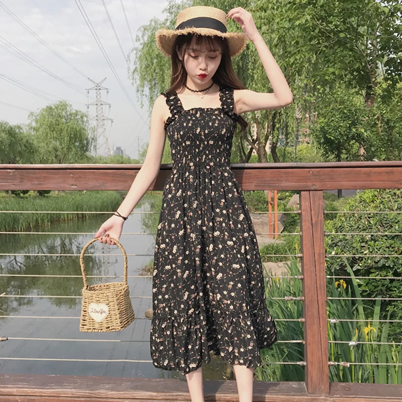 2018 Summer New Women's Korean Style Fresh Spaghetti Strap Dress Waist Thin Slash neck Floral Long Sweet Dress
2018 Summer New Women's Korean Style Fresh Spaghetti Strap Dress Waist Thin Slash neck Floral Long Sweet Dress