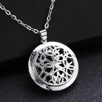 Circle Open Aroma Diffuser Pendant Necklace Fashion Charm Aromatherapy Essential Oil Box Aroma Locket Perfume Jewelry
Circle Open Aroma Diffuser Pendant Necklace Fashion Charm Aromatherapy Essential Oil Box Aroma Locket Perfume Jewelry