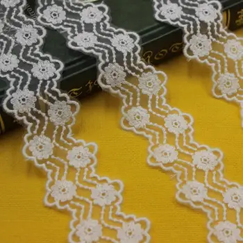 20 Yards Organza Two Rows Small Flowers Embroidery Lace Clothing Dress Decorative Lace 3.5cm Width
20 Yards Organza Two Rows Small Flowers Embroidery Lace Clothing Dress Decorative Lace 3.5cm Width