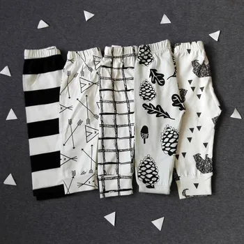Baby Pants Girl Cotton Christmas Harem Baby Clothes Merries Baby Pants Newborn Kids Clothes Children Fashion Trousers
Baby Pants Girl Cotton Christmas Harem Baby Clothes Merries Baby Pants Newborn Kids Clothes Children Fashion Trousers