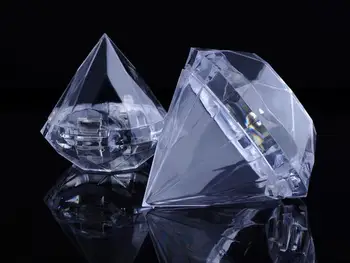 200pcs Clear Plastic Diamond Candy Boxes Wedding Favor Box Candy Holders Banquet Giveaways
200pcs Clear Plastic Diamond Candy Boxes Wedding Favor Box Candy Holders Banquet Giveaways