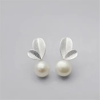 LULU-PIG 925 silver Korean version lovely fashion air quality silver pearl sweet leaf ear stud allergy prevention E0219
LULU-PIG 925 silver Korean version lovely fashion air quality silver pearl sweet leaf ear stud allergy prevention E0219