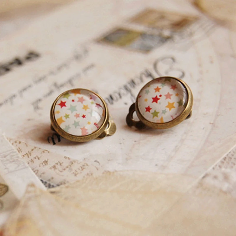 New Fashion Star Clip Earrings Without Piercing for Children Handmade Round Glass Cabochon Post Earrings Party Kpop Jewelry
New Fashion Star Clip Earrings Without Piercing for Children Handmade Round Glass Cabochon Post Earrings Party Kpop Jewelry