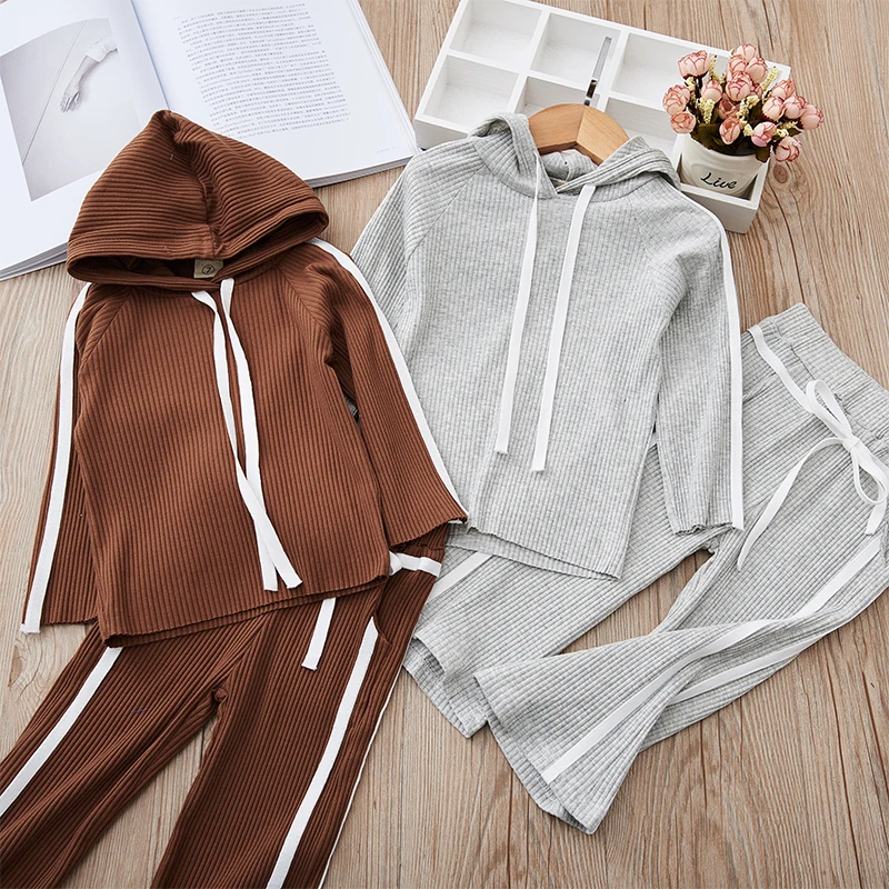 Free shipping spring&autumn girl active children clothes baby solid hooded raglan sleeve coat+straight eight pant 2pcs sets 4390
Free shipping spring&autumn girl active children clothes baby solid hooded raglan sleeve coat+straight eight pant 2pcs sets 4390