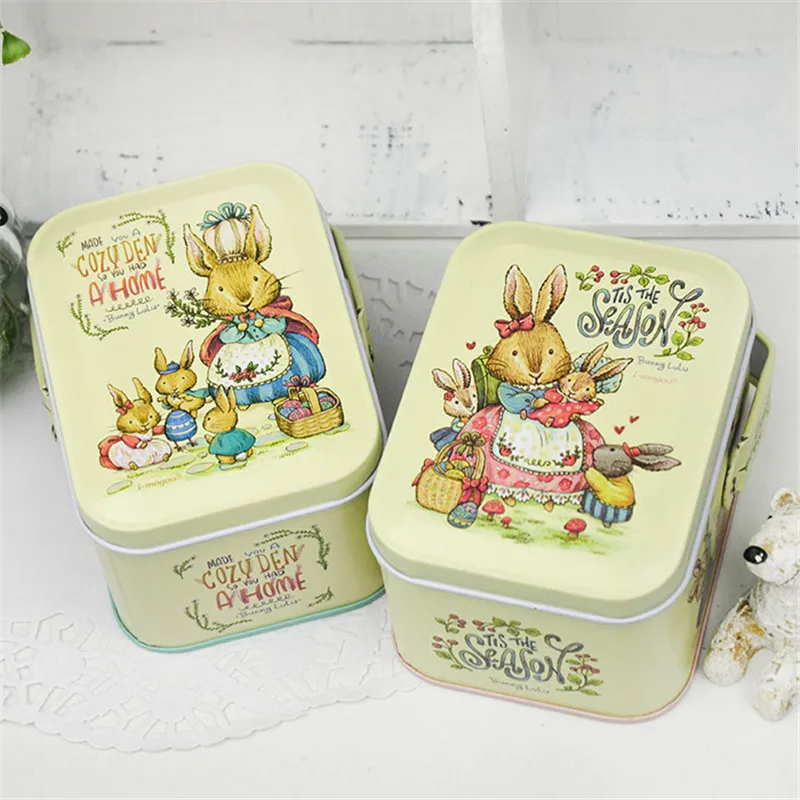 Tin Box Lovely Print Storage Box Retro Suitcase Handbag Rectangular Cookie Candy Coin Jewelry Box Tin Container Girls Gifts
Tin Box Lovely Print Storage Box Retro Suitcase Handbag Rectangular Cookie Candy Coin Jewelry Box Tin Container Girls Gifts