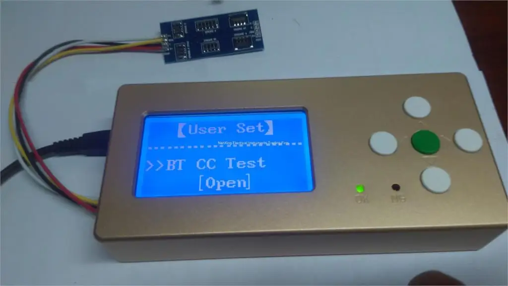 Fast arrival BTS-BH2000 APPLE / iPhone Battery Tester can be tested 0 cycle capacity ID power group voltage
Fast arrival BTS-BH2000 APPLE / iPhone Battery Tester can be tested 0 cycle capacity ID power group voltage