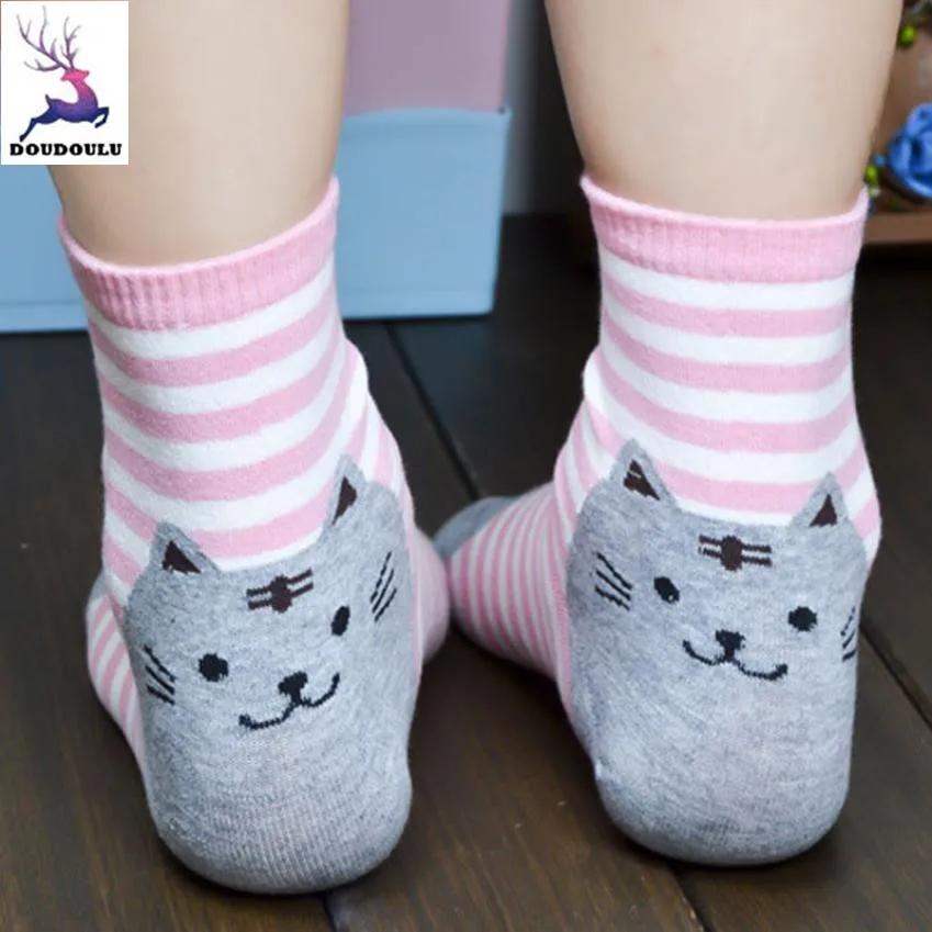 DOUDOULU cat Animals stripe Socks cute Cotton female Funny Socks Colorful women keep warm sock women Casual sock 2018 #WM
DOUDOULU cat Animals stripe Socks cute Cotton female Funny Socks Colorful women keep warm sock women Casual sock 2018 #WM