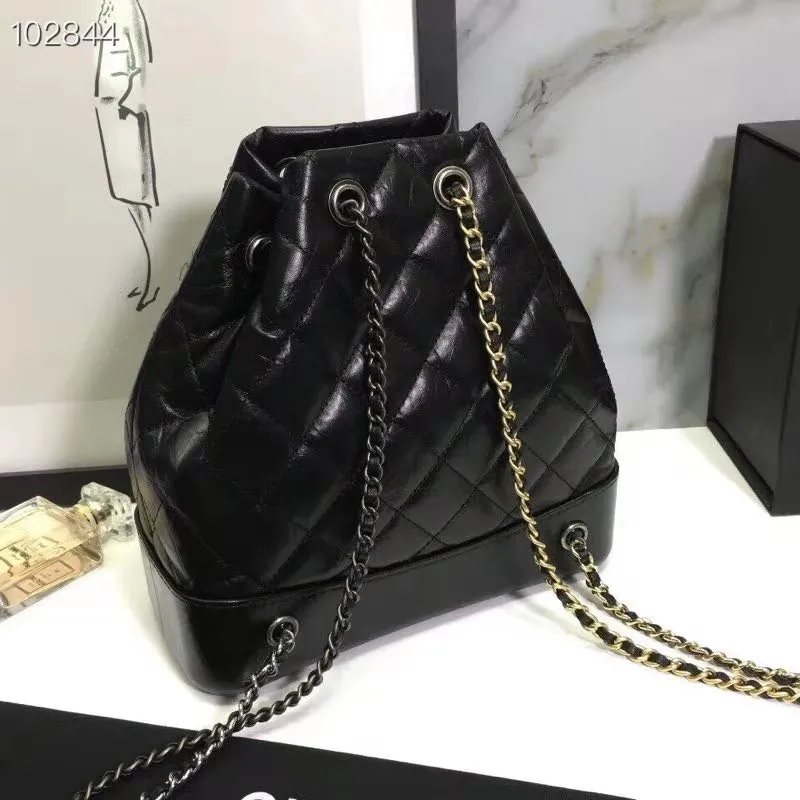 WR07197 Fashionable Luxury Backpack Simple Portable Folding Europe Designer Backpack Famous Brand Runway Luggage Bag
WR07197 Fashionable Luxury Backpack Simple Portable Folding Europe Designer Backpack Famous Brand Runway Luggage Bag