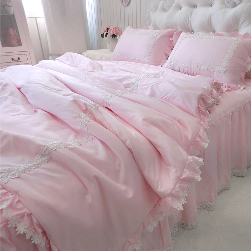 Princess style 4pcs/set cotton bedding set soft lace ruffle quilted duvet cover bedsheet bedskirt Pillowcase wedding decor
Princess style 4pcs/set cotton bedding set soft lace ruffle quilted duvet cover bedsheet bedskirt Pillowcase wedding decor