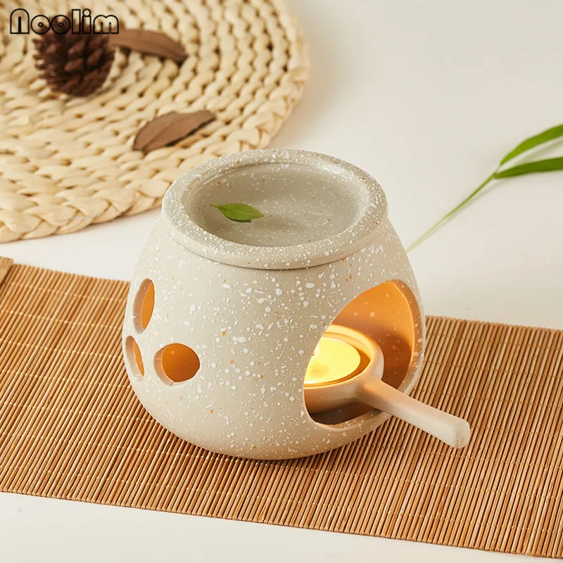 NOOLIM Creative Hollow Flower Ceramic Aroma Burner Essential Oil Burner for Home dinner Decoration Aromatherapy Candle Holder
NOOLIM Creative Hollow Flower Ceramic Aroma Burner Essential Oil Burner for Home dinner Decoration Aromatherapy Candle Holder