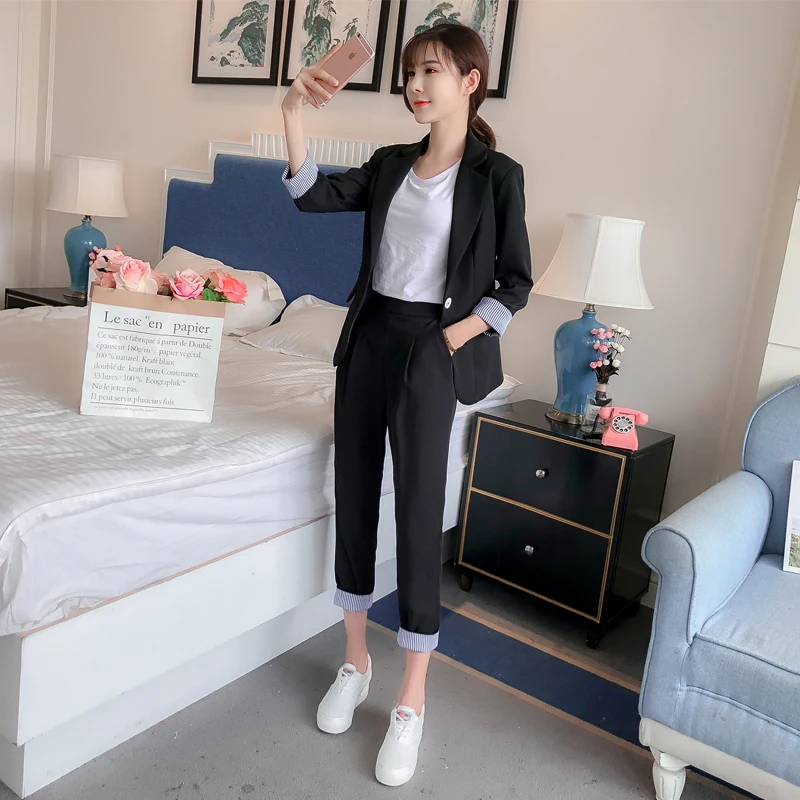 Work Pant Suits OL 2 Piece Set for Women Business interview suit set uniform smil Blazer and Pencil Pant Office Lady suit
Work Pant Suits OL 2 Piece Set for Women Business interview suit set uniform smil Blazer and Pencil Pant Office Lady suit