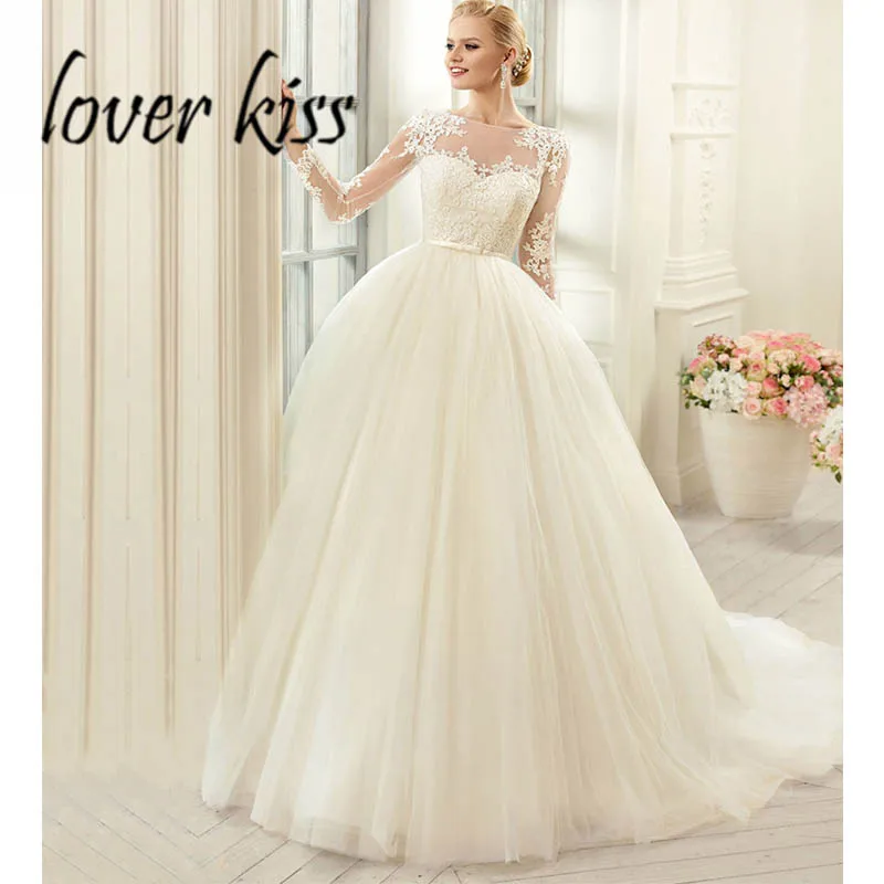 Lover Kiss Vestido De Noiva Princess Bateau Neck Wedding Dress With Long Sleevs Illusion Tulle Lace Cheap Bridal Gowns Weddings
Lover Kiss Vestido De Noiva Princess Bateau Neck Wedding Dress With Long Sleevs Illusion Tulle Lace Cheap Bridal Gowns Weddings