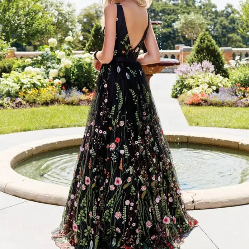 floral embroidery lady dress vestido de festa femme robe longue summer sexy v neck dress for women party backless maxi dresses
floral embroidery lady dress vestido de festa femme robe longue summer sexy v neck dress for women party backless maxi dresses