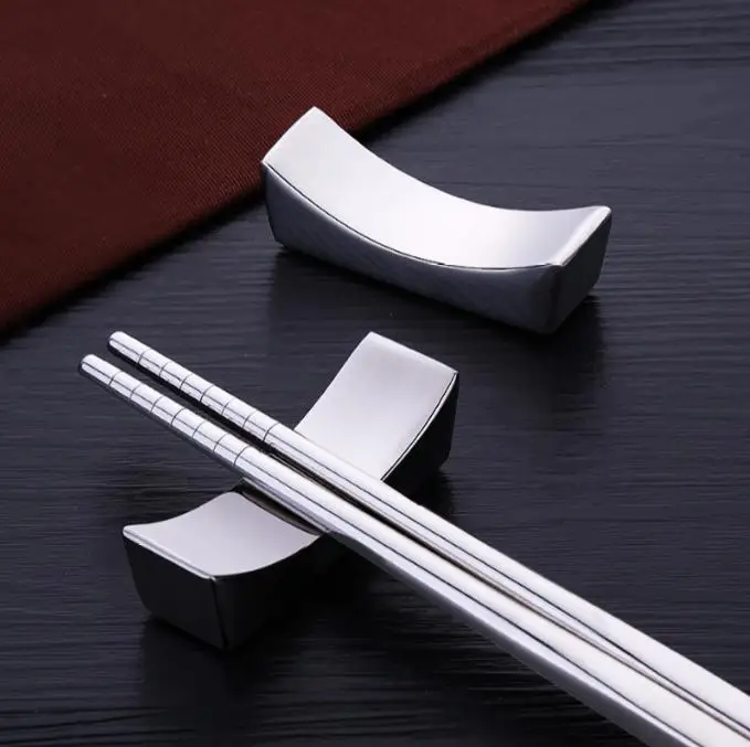 100pcs Chinese Chopstick Rest Traditional Irregular Square 304 Stainless Steel Chopsticks Holder Rack Frame Kitchen Tools SN2355
100pcs Chinese Chopstick Rest Traditional Irregular Square 304 Stainless Steel Chopsticks Holder Rack Frame Kitchen Tools SN2355