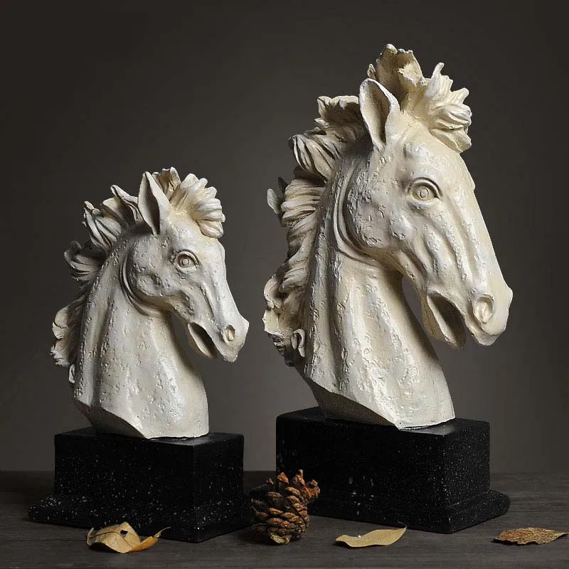 Northern European and American style general horse head decoration crafts creative French home office furnishings
Northern European and American style general horse head decoration crafts creative French home office furnishings