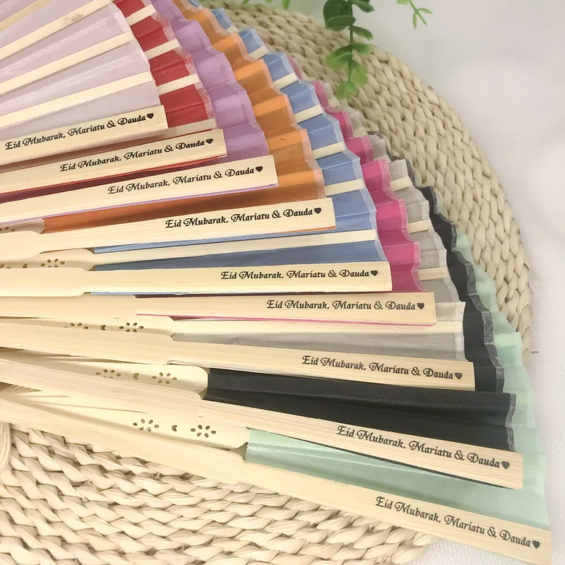 (50pcs/lot)FREE SHIPPING+Wedding Personalized Silk Cloth Fan Customized Hand-made Fan Printing Name&Date Bridal Shower Favors
(50pcs/lot)FREE SHIPPING+Wedding Personalized Silk Cloth Fan Customized Hand-made Fan Printing Name&Date Bridal Shower Favors
