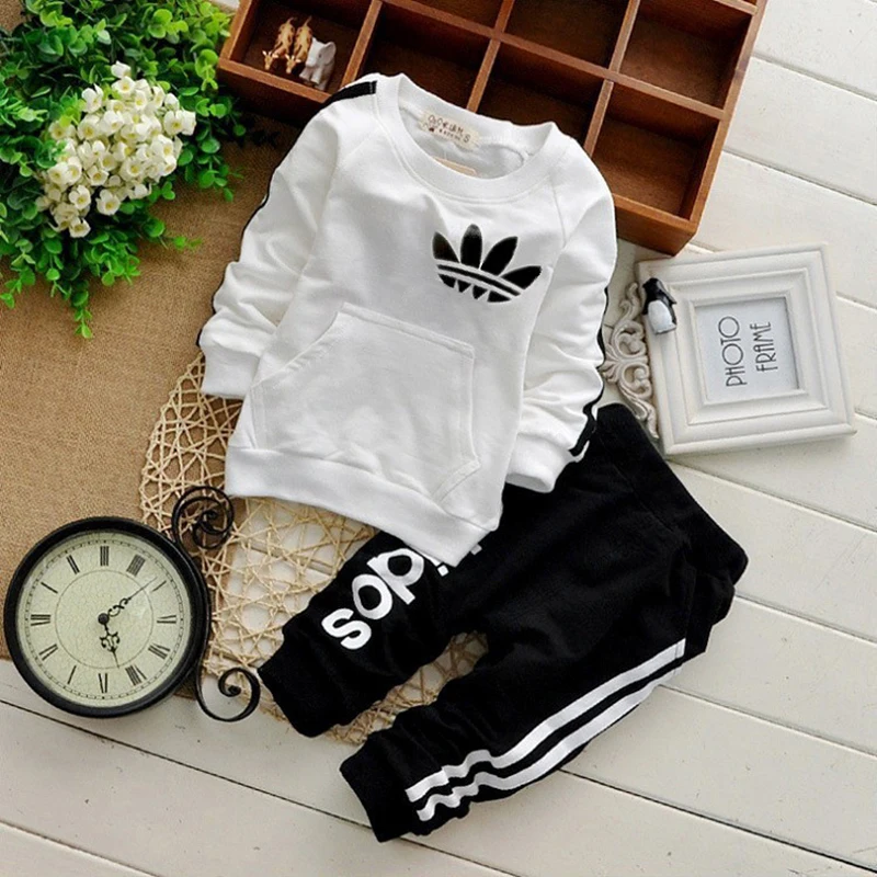 Brand Baby Boy Clothing Suits Autumn Casual Baby Girl Clothes Sets Children Suit Sweatshirts+Sports pants Spring Kids Set
Brand Baby Boy Clothing Suits Autumn Casual Baby Girl Clothes Sets Children Suit Sweatshirts+Sports pants Spring Kids Set