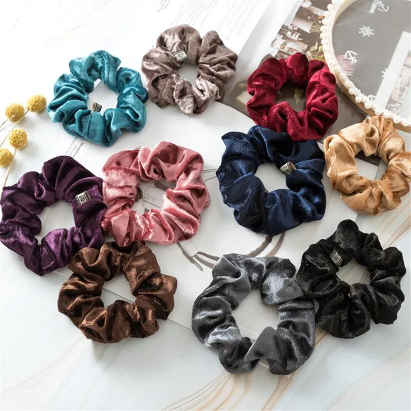 Solid Lady Hair Scrunchies Ring Elastic Hair Accessories Pure Color Bobble Sports Dance Velvet Soft Charming Scrunchies Hairband
Solid Lady Hair Scrunchies Ring Elastic Hair Accessories Pure Color Bobble Sports Dance Velvet Soft Charming Scrunchies Hairband