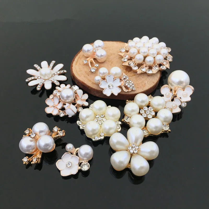 (BT164)10pcs Factory direct handdress mix designs pearl rhinestone buttons flatback flower dish accessory
(BT164)10pcs Factory direct handdress mix designs pearl rhinestone buttons flatback flower dish accessory