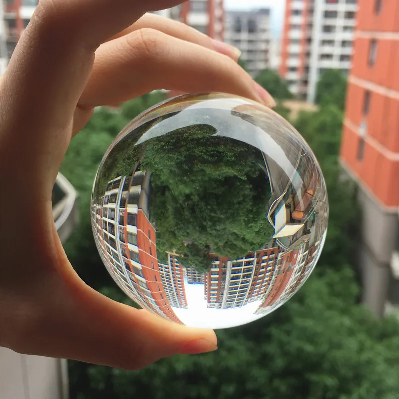 Clear Photography Crystal Ball 80 mm Glass Marbles Balls Feng shui Home Decor Sphere Magic Globe Office Presse-papier
Clear Photography Crystal Ball 80 mm Glass Marbles Balls Feng shui Home Decor Sphere Magic Globe Office Presse-papier