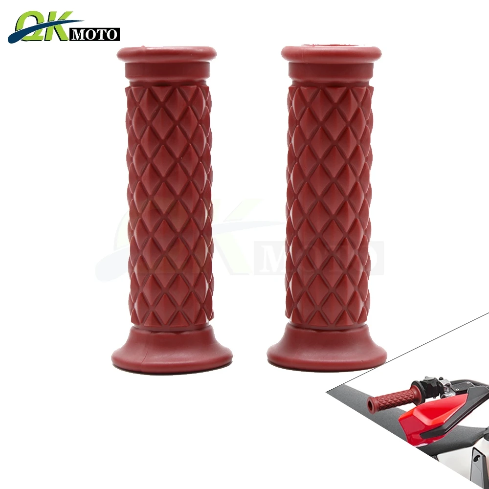 Universal Motorcycle Accessories Handle Bar Protector Hand Bar Grips Hand Grips For Moto Guzzi Triumph Cafe Racer Suzki VespaGTS
Universal Motorcycle Accessories Handle Bar Protector Hand Bar Grips Hand Grips For Moto Guzzi Triumph Cafe Racer Suzki VespaGTS