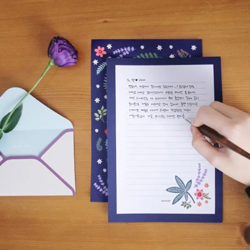 1 Set Cute Flower Envelopes Letter Pad Set Vintage Paper Letter Paper for Writing Letter Stationary Office School Supplies Gift
1 Set Cute Flower Envelopes Letter Pad Set Vintage Paper Letter Paper for Writing Letter Stationary Office School Supplies Gift