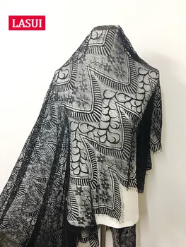 LASUI 1.5m*3meters =1 piece Hot sale 2 Colors Available White Black Eyelash French Lace Fabric Classical Design Soft C0218
LASUI 1.5m*3meters =1 piece Hot sale 2 Colors Available White Black Eyelash French Lace Fabric Classical Design Soft C0218