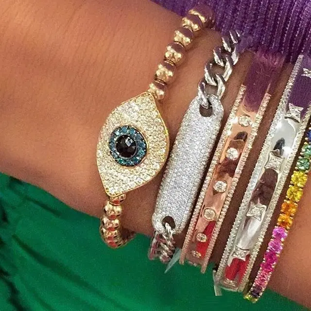 2019 new design gold color wide band open bangle bracelet for women square geometry cubic zirconia trendy european lady jewelry
2019 new design gold color wide band open bangle bracelet for women square geometry cubic zirconia trendy european lady jewelry