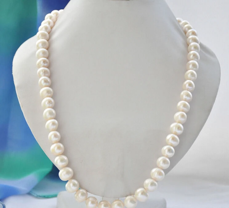 FREE SHIPPING ******* z6988 12mm ROUND WHITE Freshwater cultured PEARL NECKLACE (A0511) 
FREE SHIPPING ******* z6988 12mm ROUND WHITE Freshwater cultured PEARL NECKLACE (A0511)