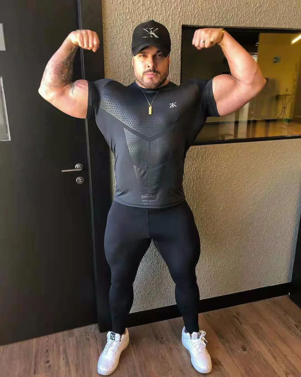 06