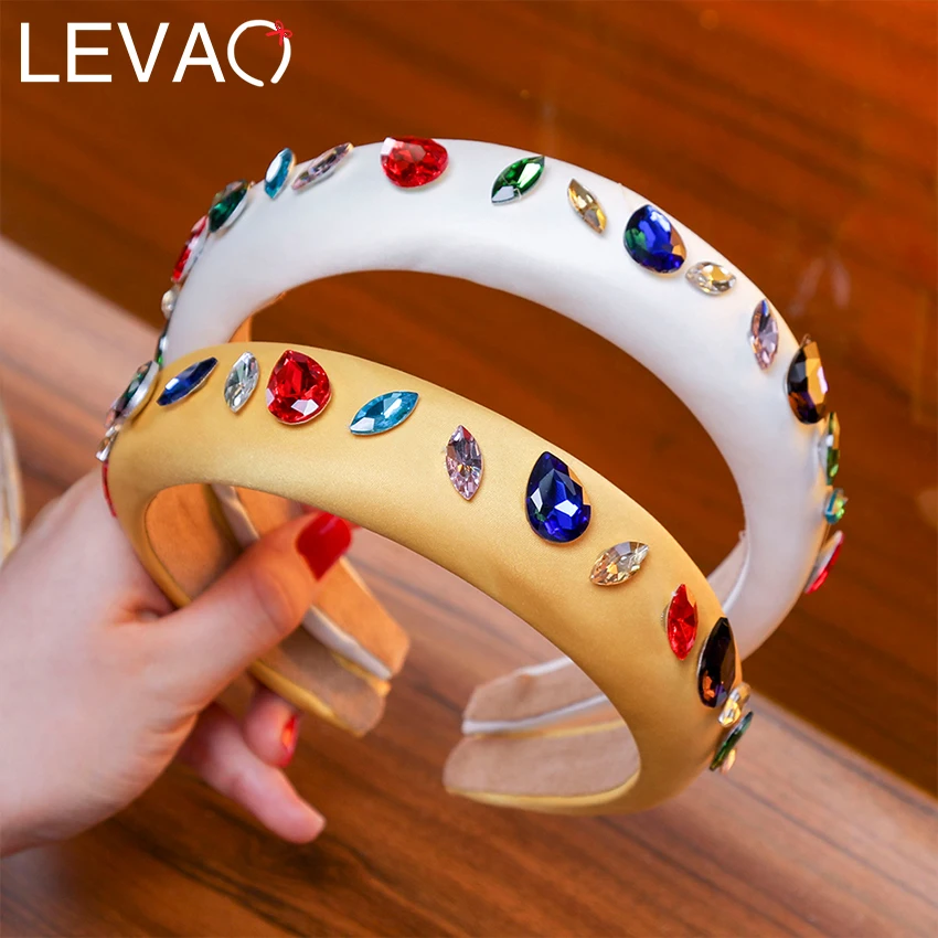 Levao Solid Crystal Thick Sponge Headband Fabric Hairbands Drop-shaped Color Rhinestone Headband for Women Hair Accessories
Levao Solid Crystal Thick Sponge Headband Fabric Hairbands Drop-shaped Color Rhinestone Headband for Women Hair Accessories