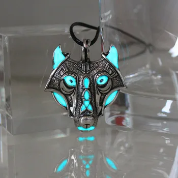 Wolf Necklace Pendant Nordic giant wolf Fenrir werewolf Necklace GLOW in the DARK night luminous
Wolf Necklace Pendant Nordic giant wolf Fenrir werewolf Necklace GLOW in the DARK night luminous