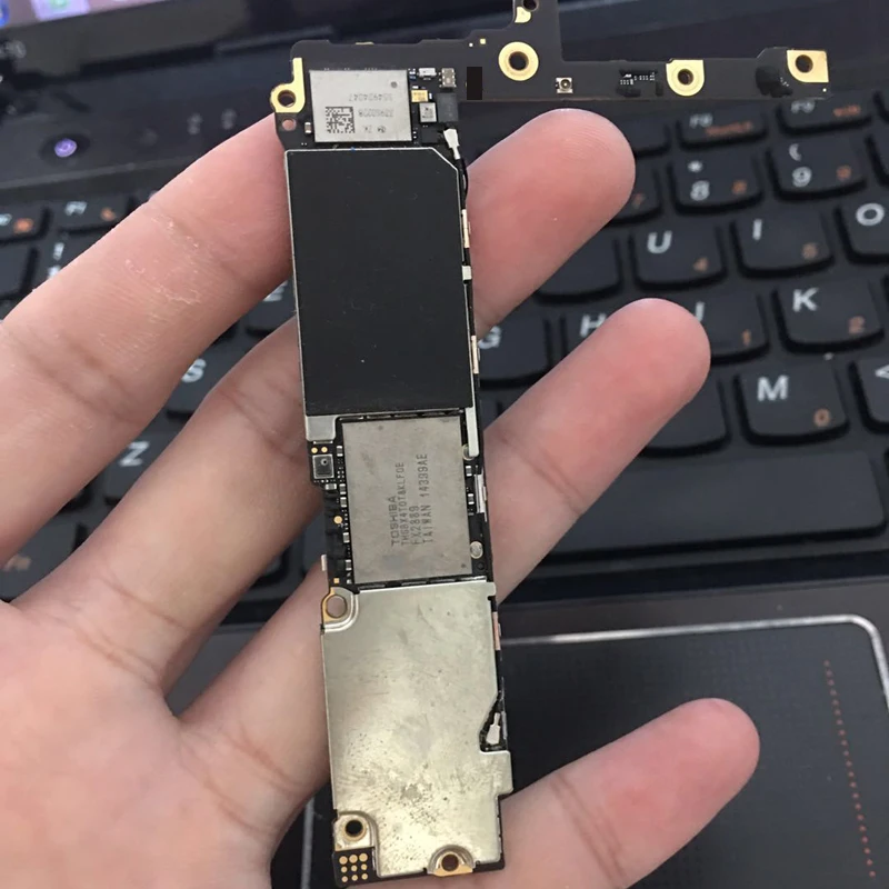 For 64GB,for Apple 6plus motherboard,5.5 inch can not enter the system, can not work normally, can only be used for maintenance.
For 64GB,for Apple 6plus motherboard,5.5 inch can not enter the system, can not work normally, can only be used for maintenance.