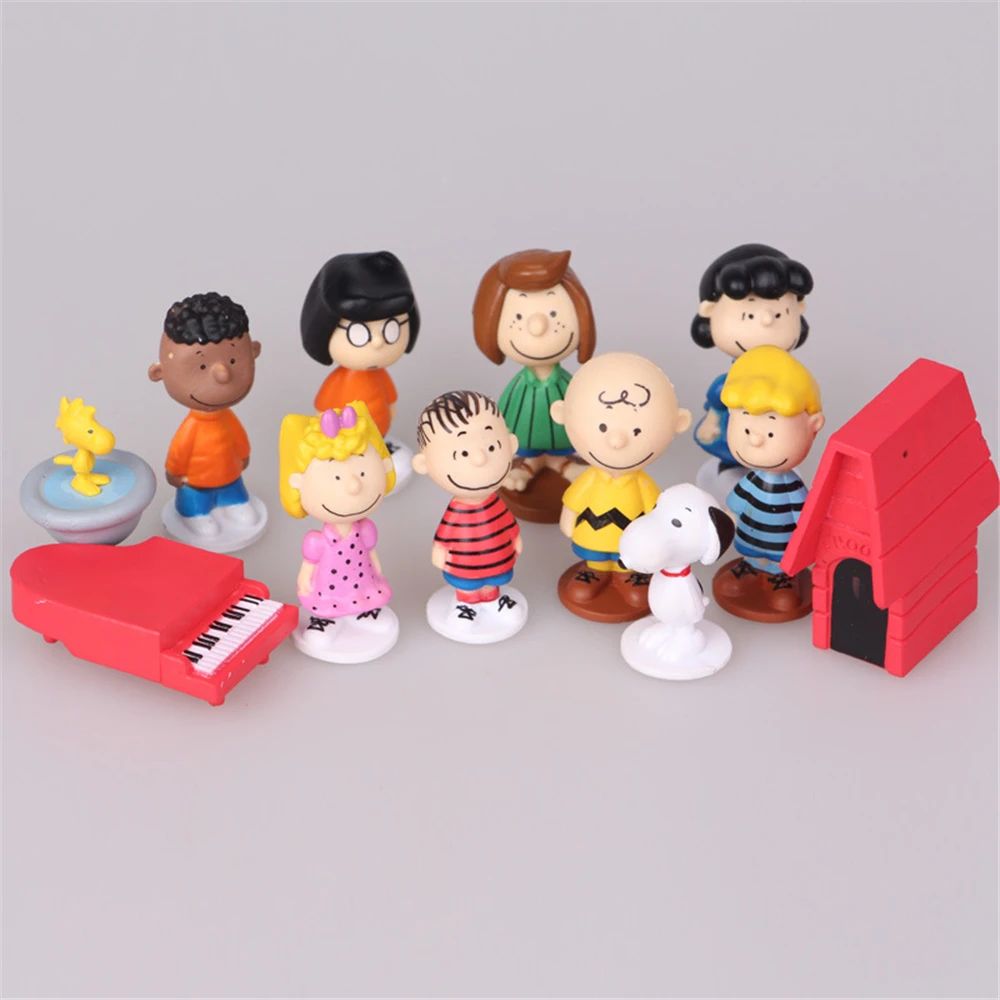 12pcs/pack Cut Anime Peanut Figurine Brown Action Figures Set Cake Ornament Beagle Wood Miniature Model PVC Dolls Gift for Kids
12pcs/pack Cut Anime Peanut Figurine Brown Action Figures Set Cake Ornament Beagle Wood Miniature Model PVC Dolls Gift for Kids