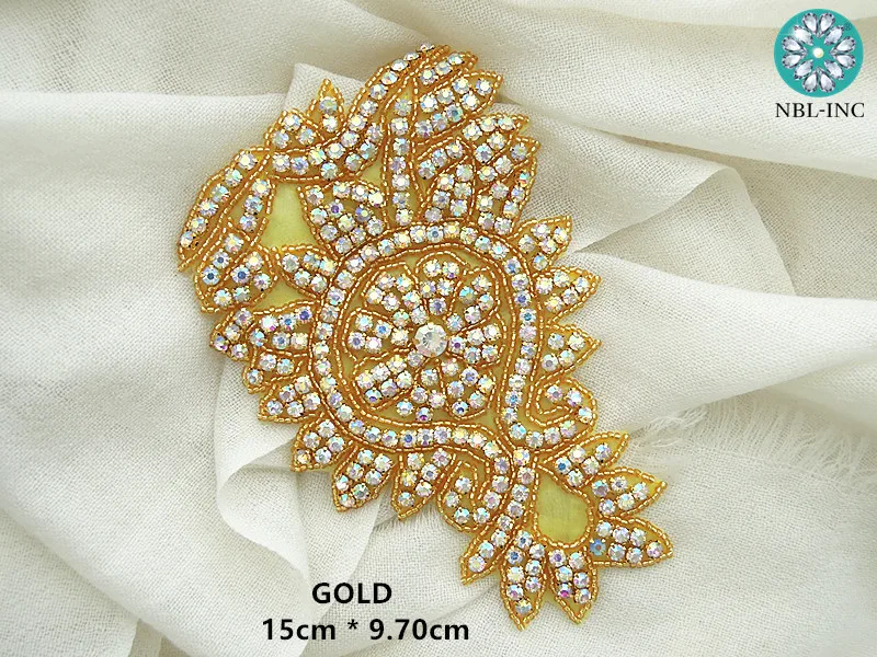 (30pcs) Hand beaded AB Rhinestone applique patch gold crystal applique iron on for wedding dresses WDD0956
(30pcs) Hand beaded AB Rhinestone applique patch gold crystal applique iron on for wedding dresses WDD0956